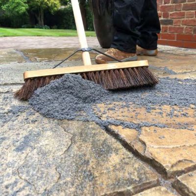 Coarse Patio Grout